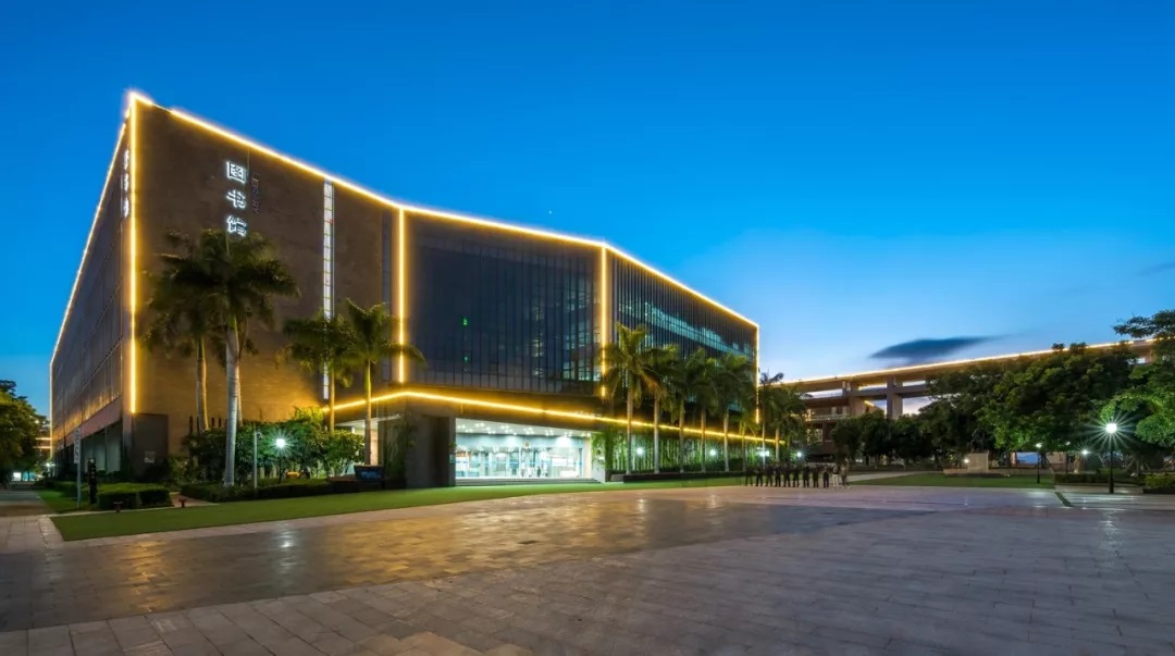 厦门华侨大学工学院