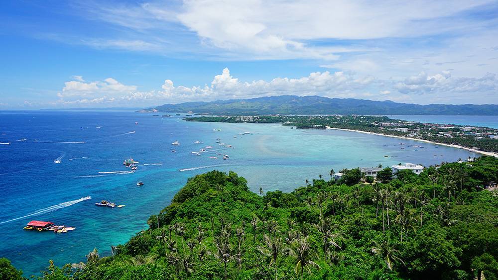 ">班乃岛 /a> (panay) 菲律宾中部米沙鄢(visaya)群岛中最西面的岛
