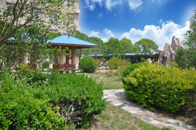 河南东华服装学校