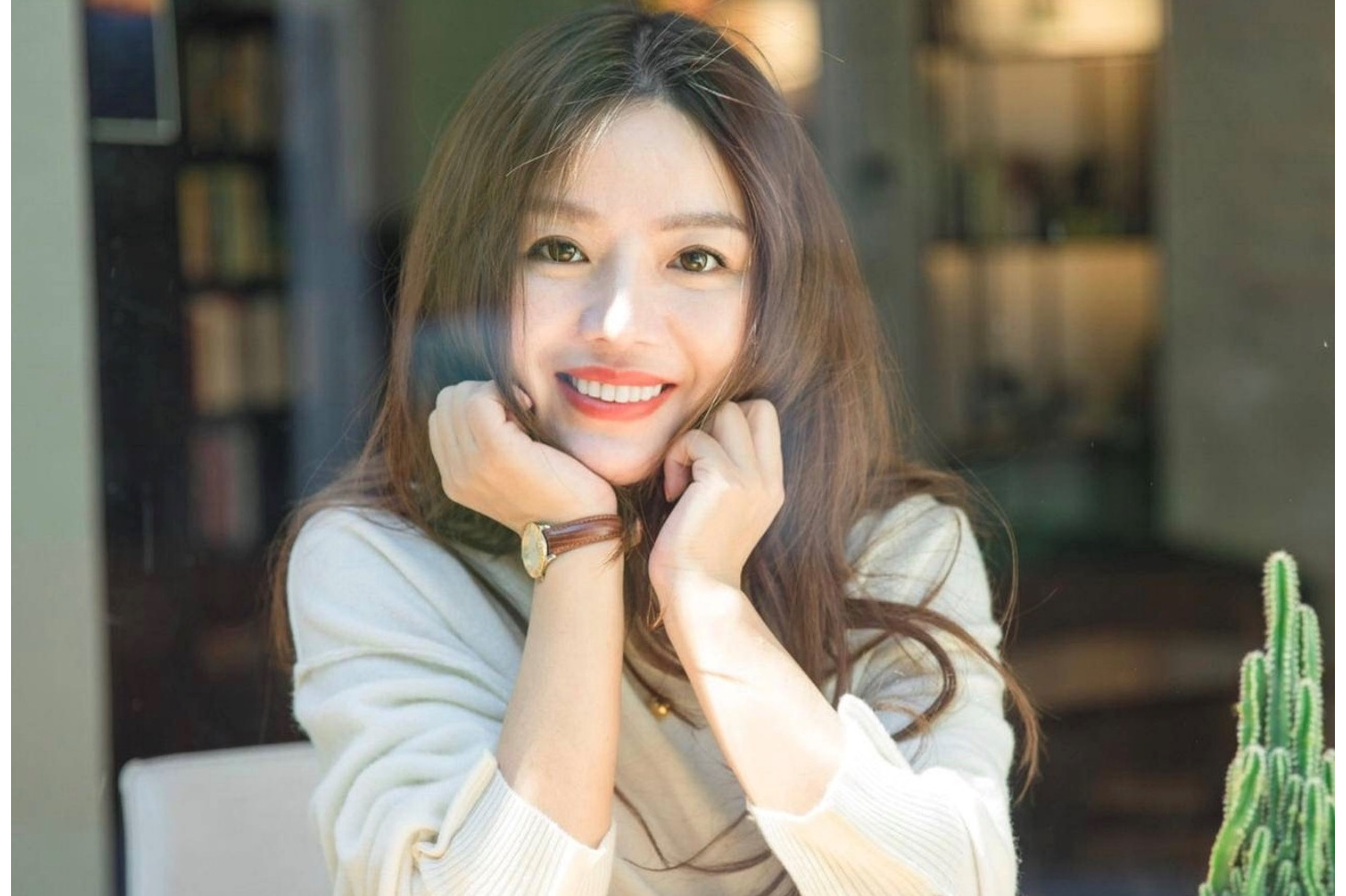  p data-id="gncqlad99t">咪蒙,本名马凌,女,汉族,1976年12月21日出生