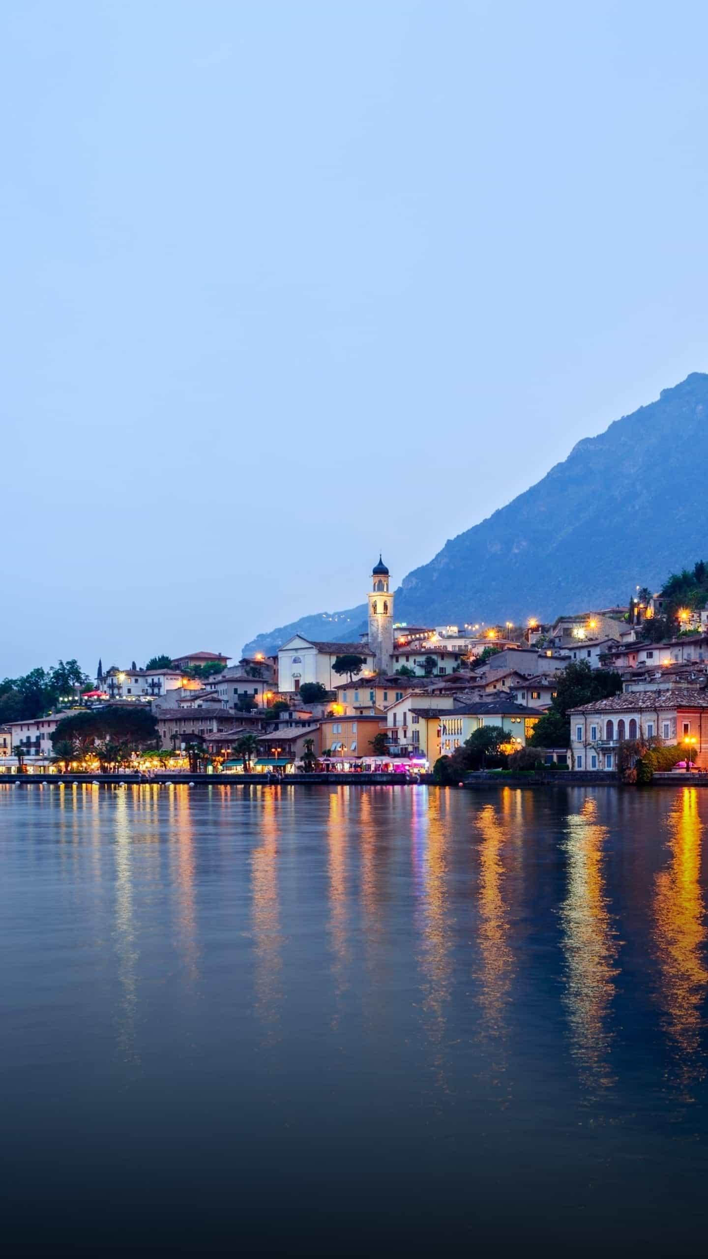  p>加尔达湖(lago di garda),是 a href="#" data-lemmaid="148336">