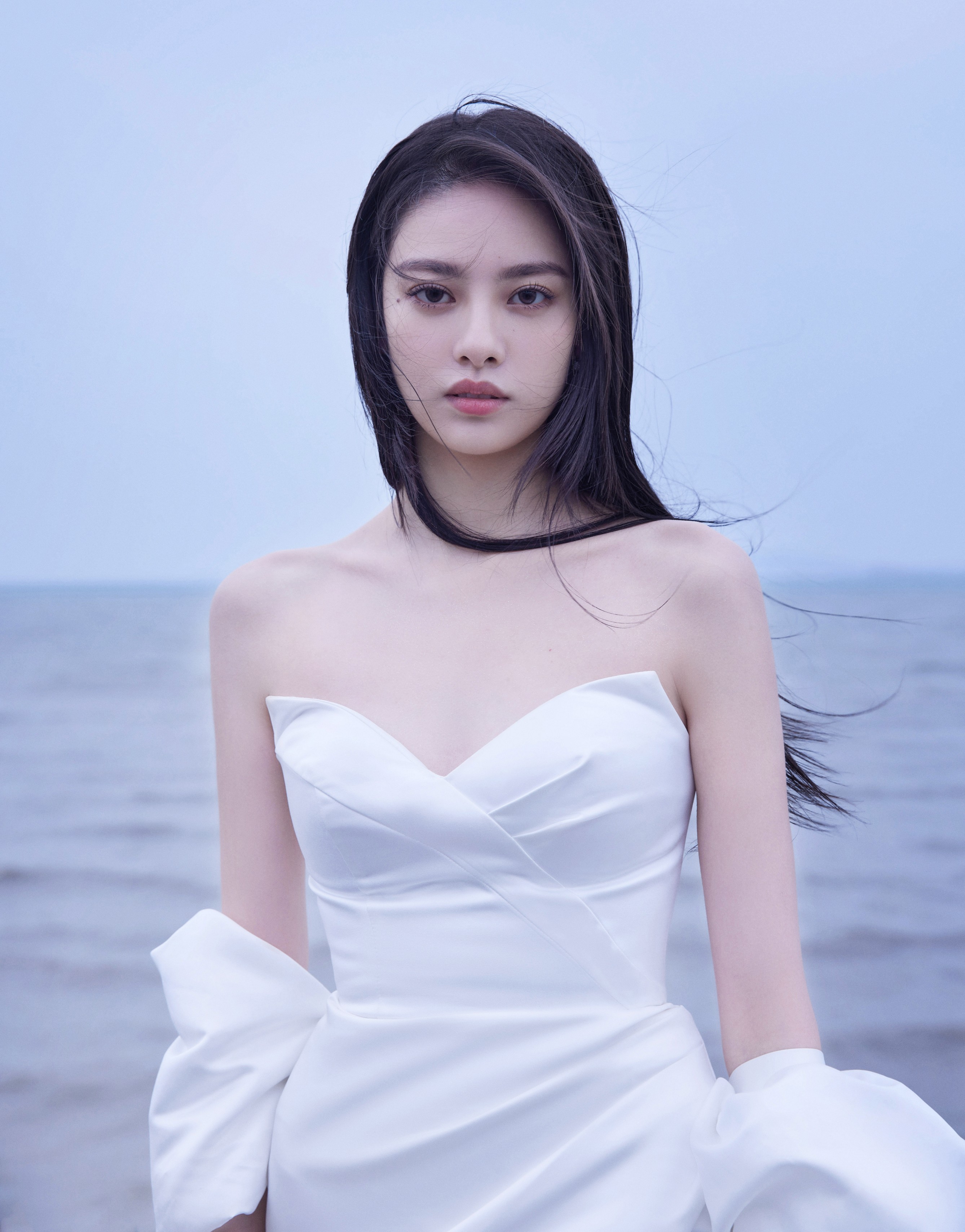  p>张艺上,1996年3月4日出生于 a target="_blank" href="/item/重庆