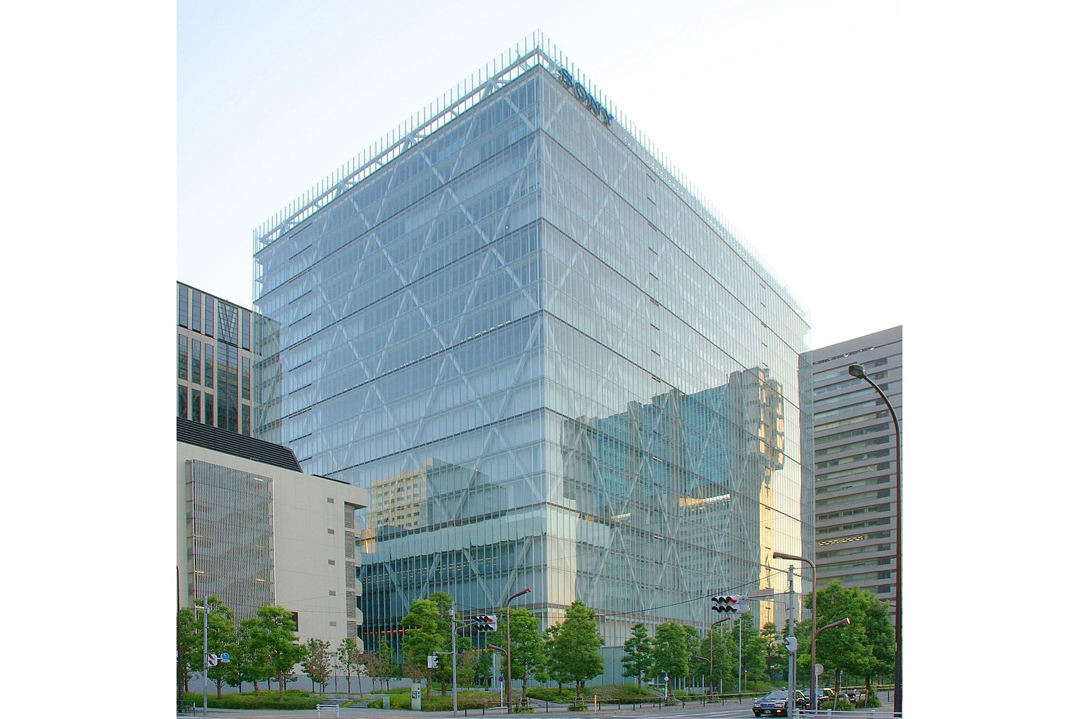  p>索尼互动娱乐有限公司,2016年4月1日成立. /p>