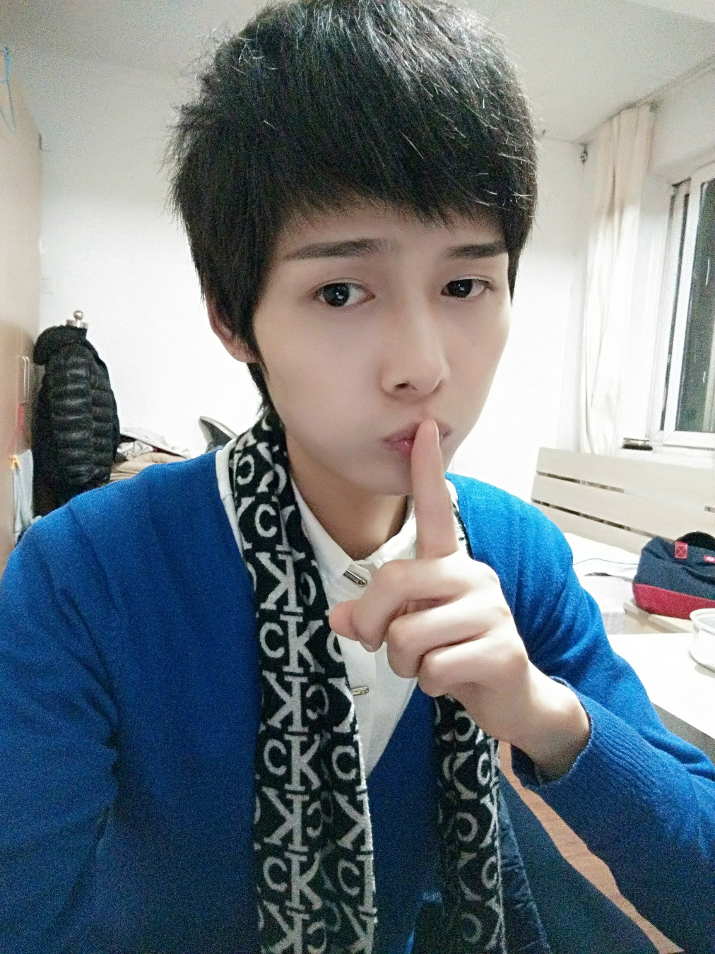  p data-id="gnyxrlhpqh">小幂,真名毛友风,被称为男版杨幂,反串演员.