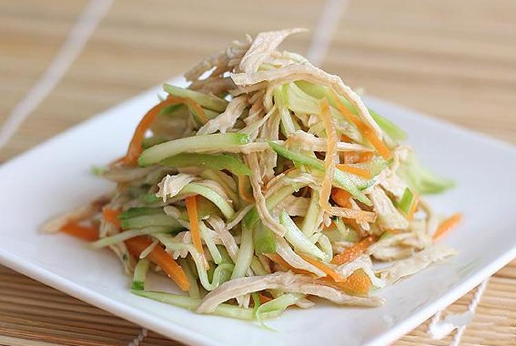 鸡丝拌芹菜