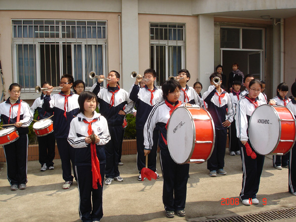 p>复旦大学附属中学(简称复旦附中),是首批" a href="#" data-lemma