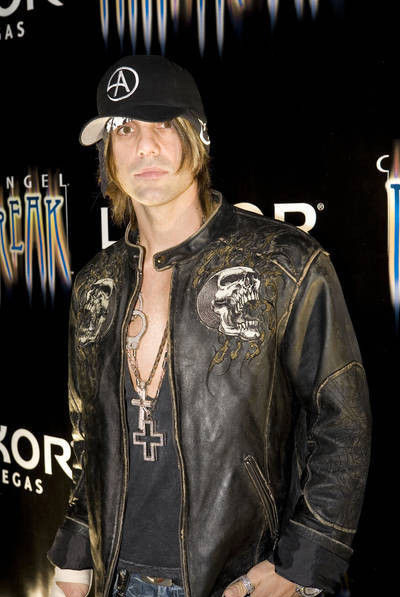  p>克里斯·安吉尔( a target="_blank" href="/item/criss angel">