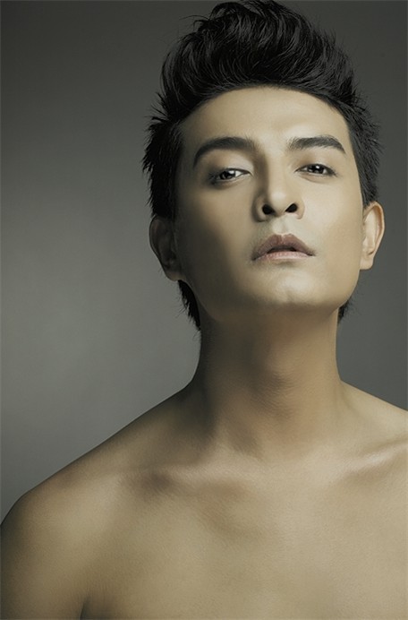  p>金亮 (jinliang)(1978年4月28日—), 中国模特,演员.