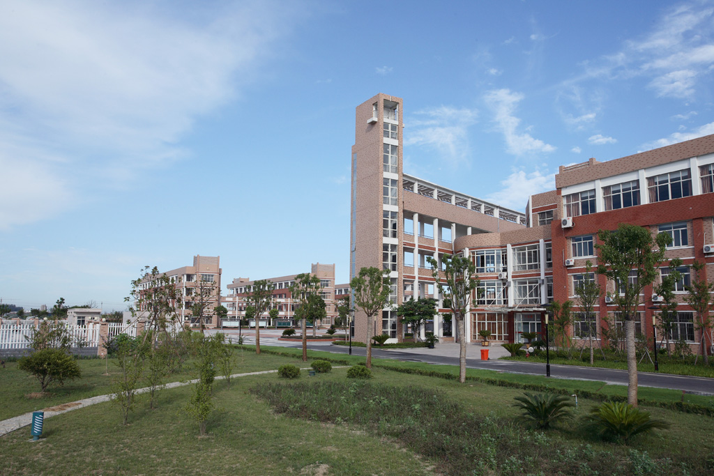 桐乡凤鸣高级中学