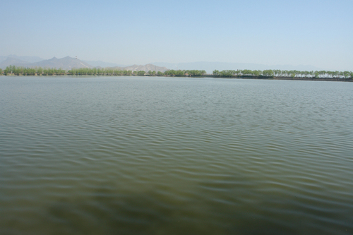  p>曲阳湖位于河南省 a target="_blank" href="/item/济源市/2667266