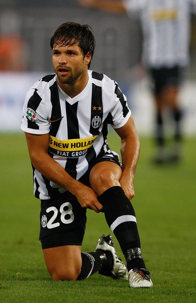 diego ribas da cunha),1985年2月28日出生于巴西的圣保罗州里贝朗