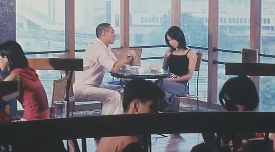  p>《山村老尸》是由寰宇电影公司于1999年拍摄发行的一部恐怖片.