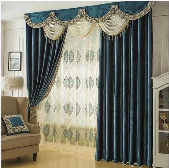 面料质地有纯棉,麻,涤纶,真丝,也可集中原料混织而成;每种布艺窗帘的