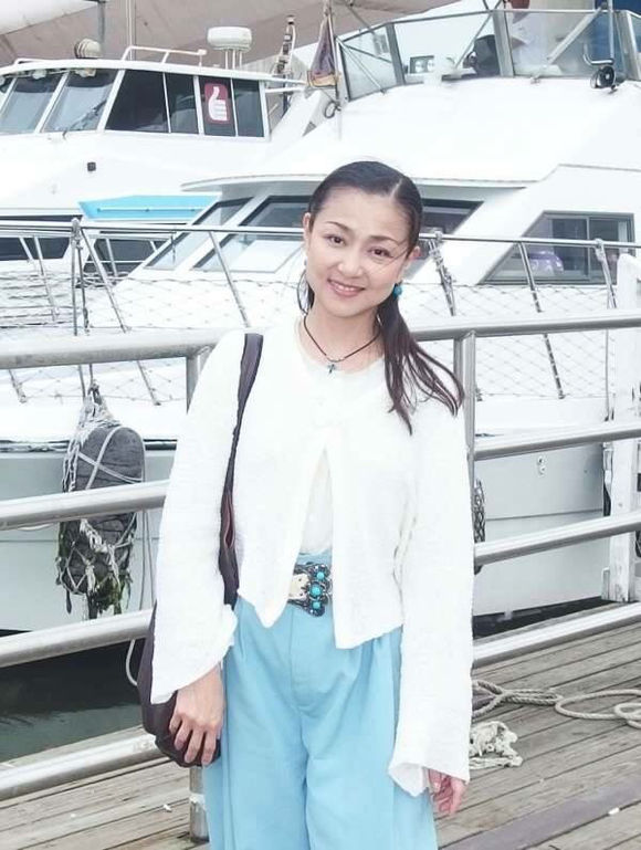  p>麻乃佳世(あさの かよ),1967年09月20日出生于日本东京都,前宝冢