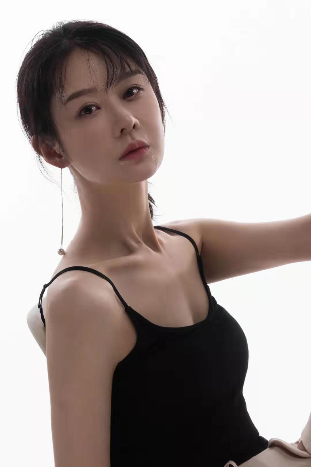  p data-id="gnwu55engi">田璐菡(tina),1988年2月13日出生于四川省