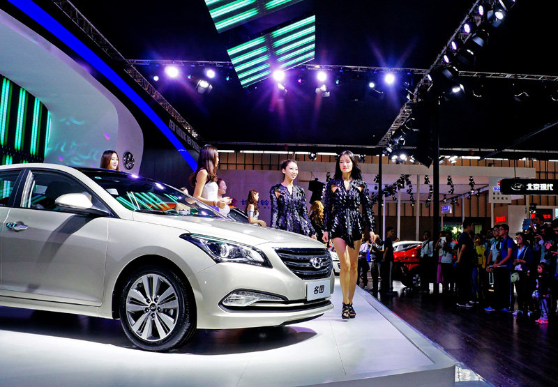 target="_blank" href="/item/南京国际博览中心/7650360" data-lemma