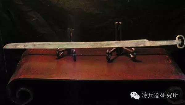 大汉王朝虽远必诛的利刃—环首刀_百科TA说