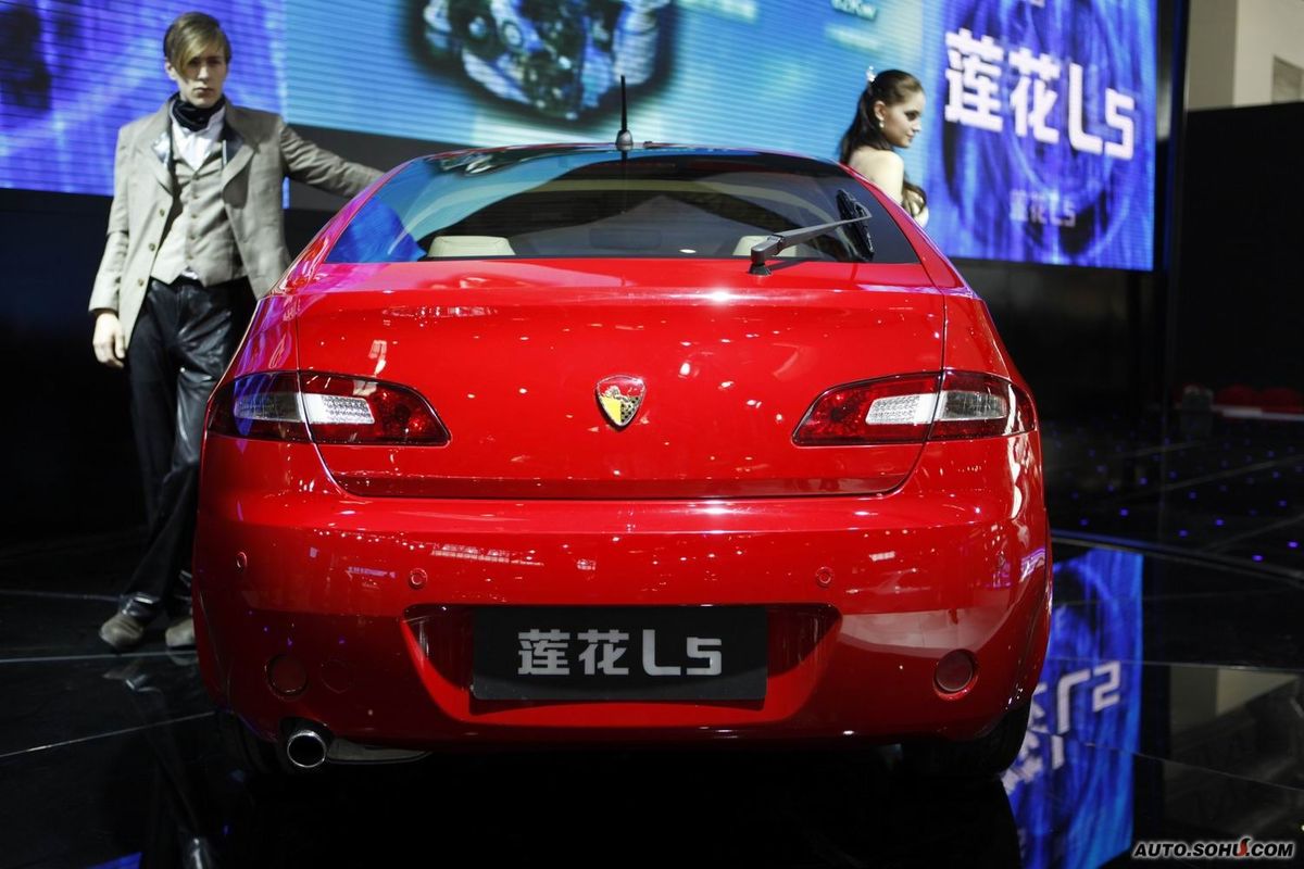 ="2054934">莲花汽车 /a>为了进军中高级轿车市场而开发的首款b级车型