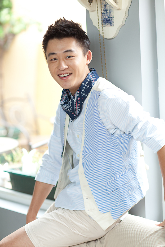  p>张承,1990年6月10日出生于北京市,中国内地流行乐男歌手,影视演员