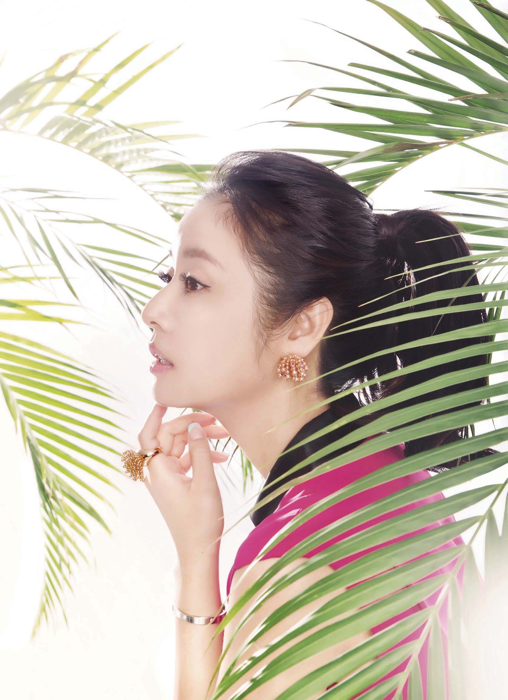 ,1976年1月27日出生于台湾省台北市,华语影视女演员,歌手