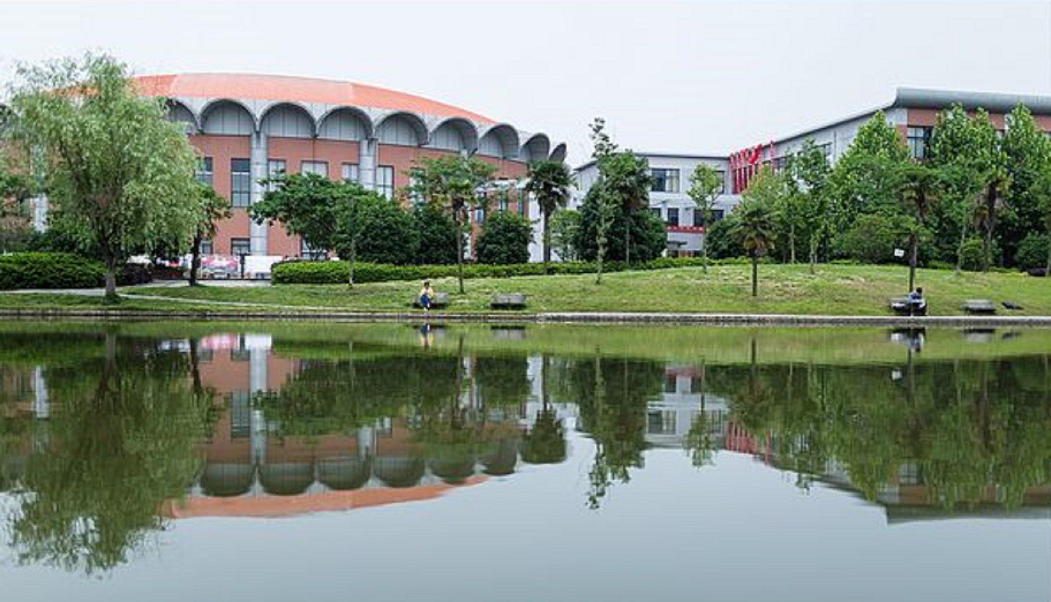 安徽工程大学