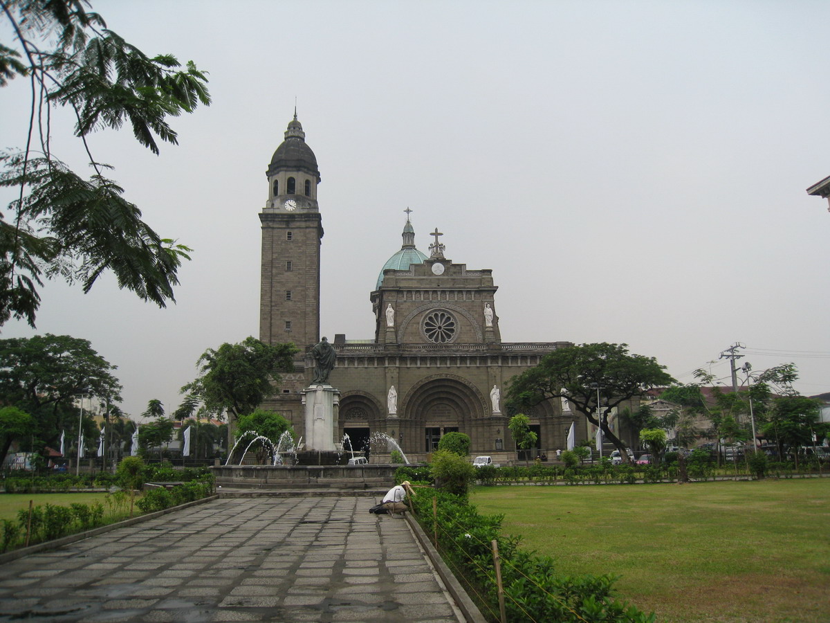  p>危地马拉圣卡洛斯大学(以下简称危圣大)创建于1676年,是危地马拉和