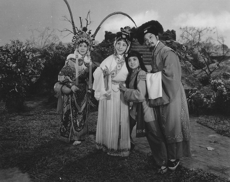  p>《白蛇传》, a target="_blank" href="/item/上海电影制片厂