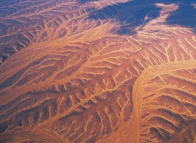  p>准噶尔盆地(英文junggar basin;"噶"为gá),位于中国 a target="