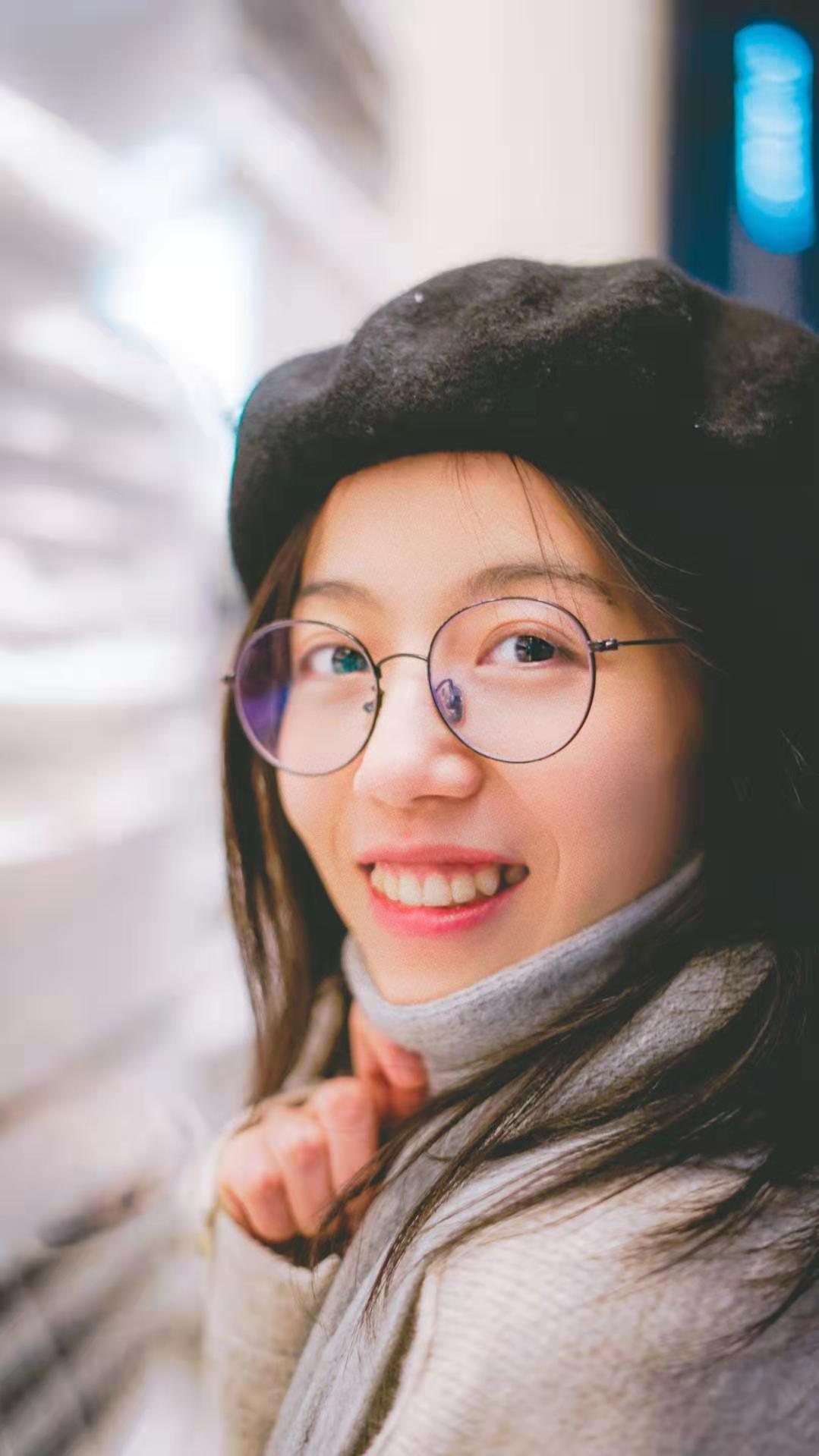 11日出生于湖南省湘西土家族苗族自治州,中国内地古风音乐原创女歌手