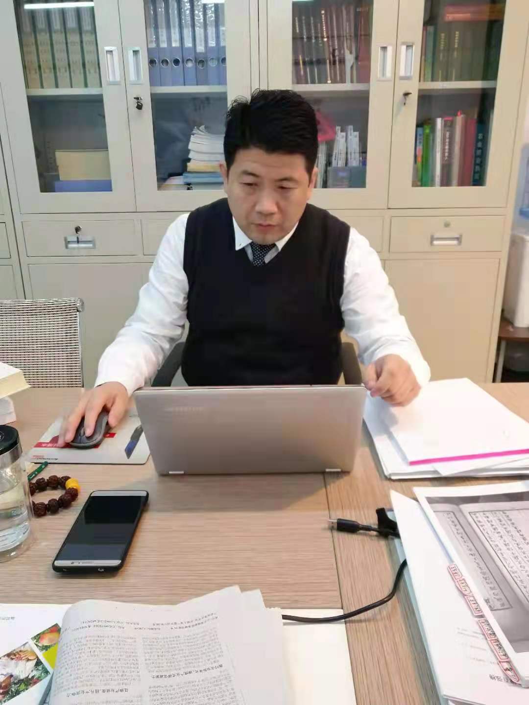 男,汉族,中共党员,1975年3月生,山西永济市人,<span class="ref" data