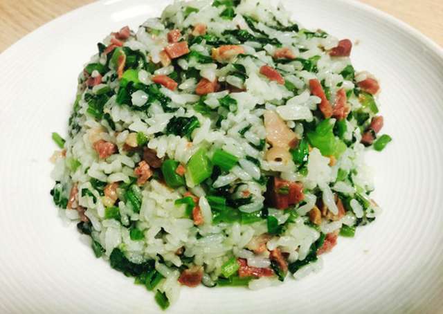 火腿苦菜炒饭