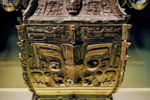 中国美術 青銅鏡 饕餮紋 時代物(HA507) 中国美術 青銅鏡 饕餮紋 時代物(HA507)