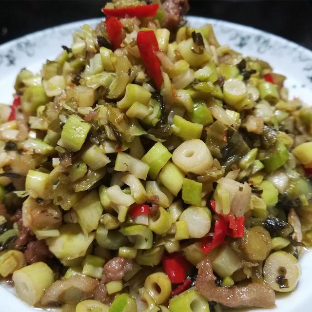 酸菜小笋肉末