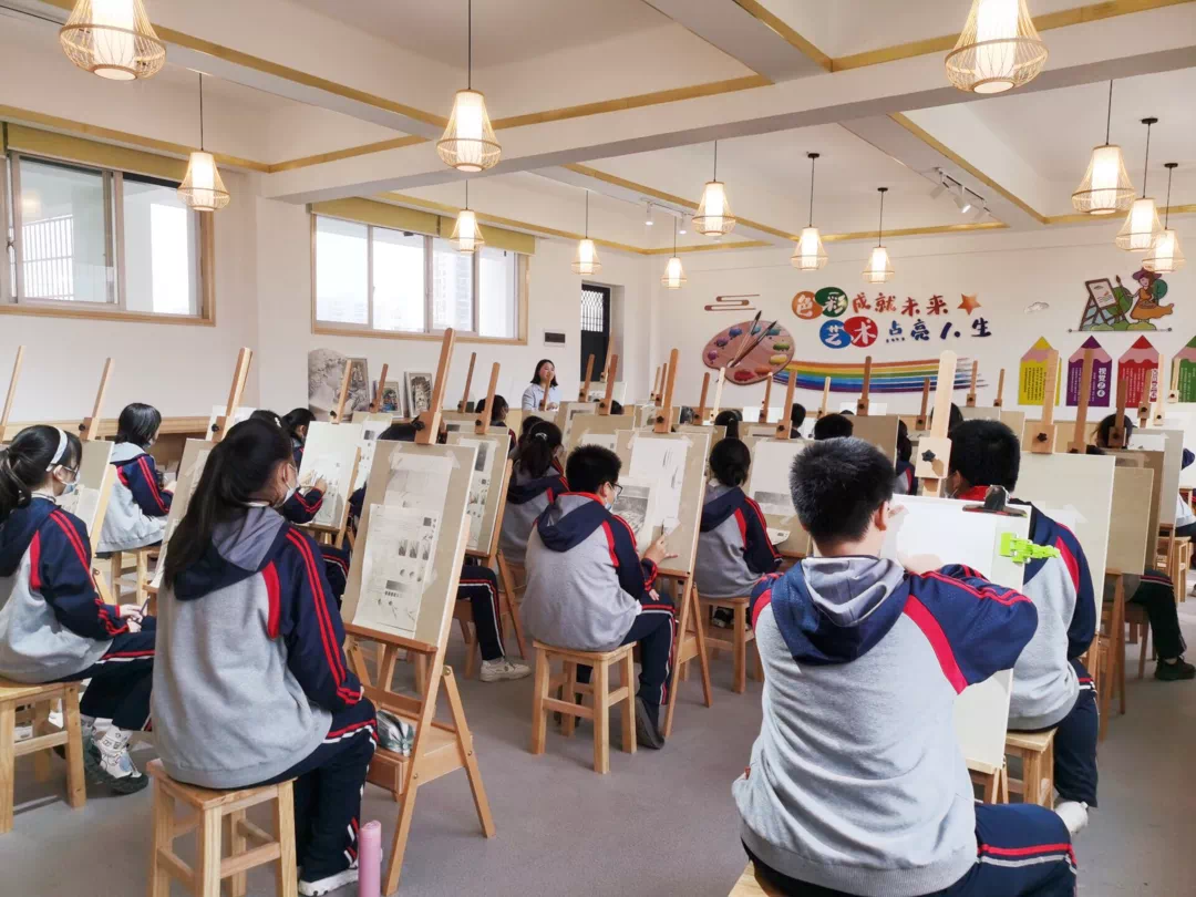 武汉市陆家街中学