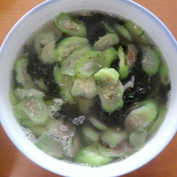 丝瓜紫菜汤