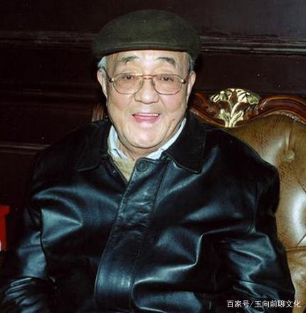 著名作家黄裳，一个不被大家知道的爱好_百科TA说