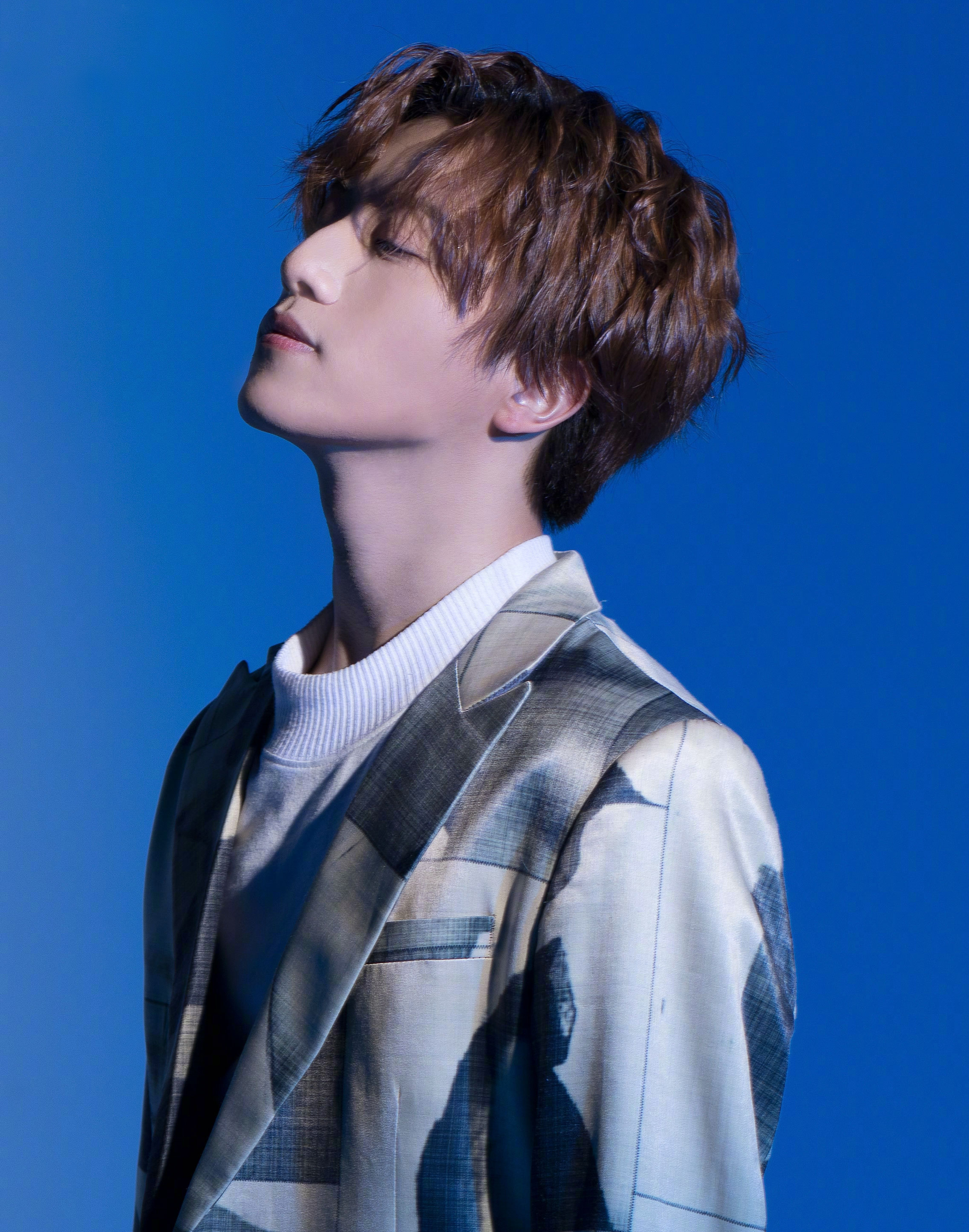  p data-id="gnbrxt40bd">伯远,本名汤浩,1993年2月11日出生于贵州省