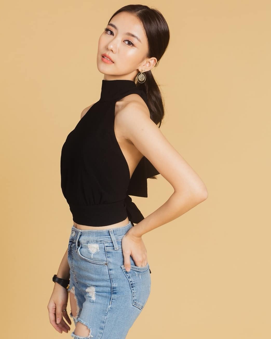  p data-id="gnwfna8tme">妮查潘·查采芃纳(pearwah),1995年9月17日