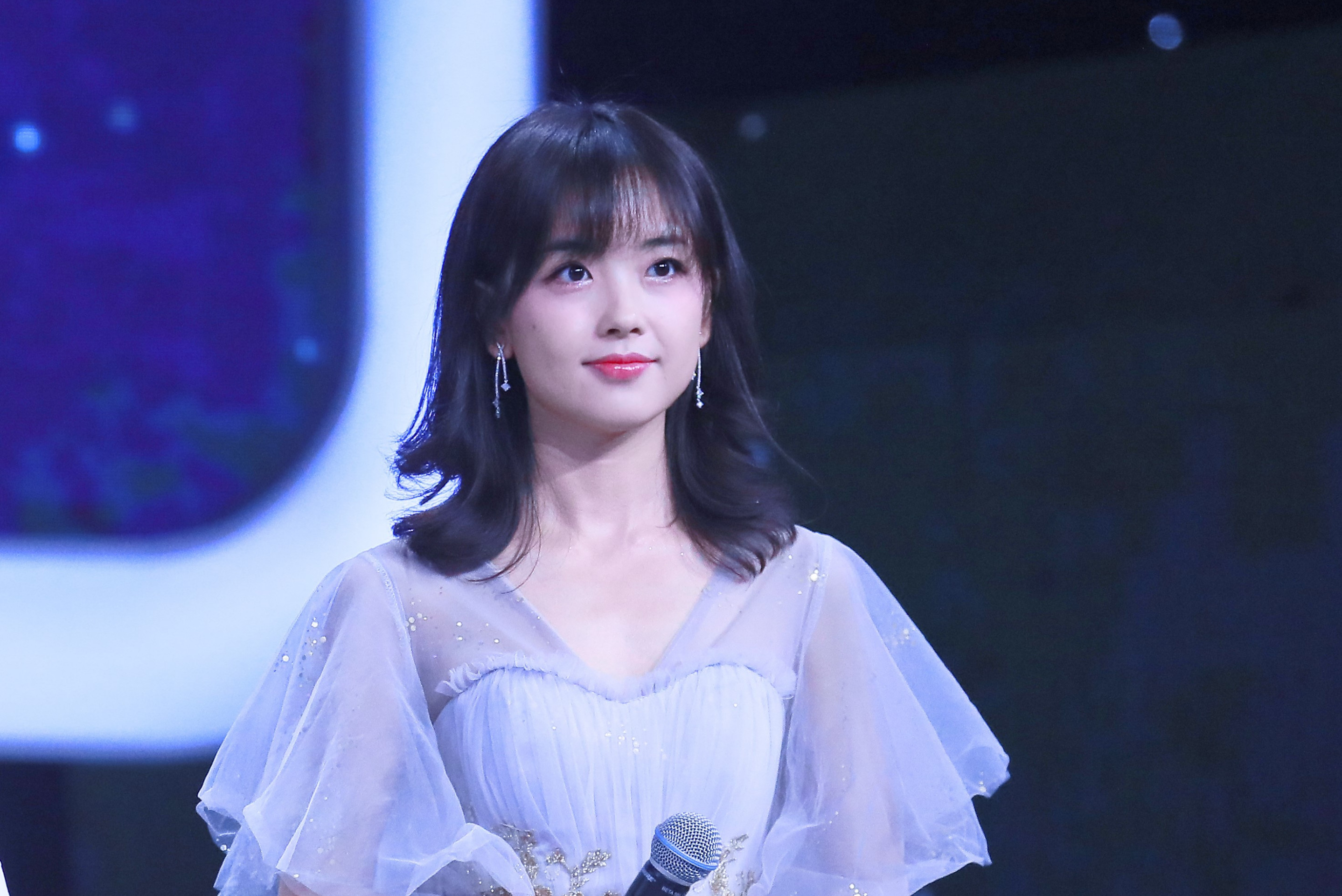  p>王冰冰,1990年出生于吉林省长春市,中国内地记者