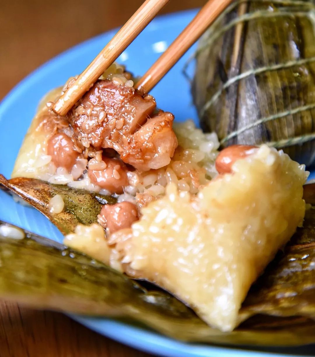  p>花生瘦肉粽 /p> p>花生,粽叶,粽子绳子 /p>