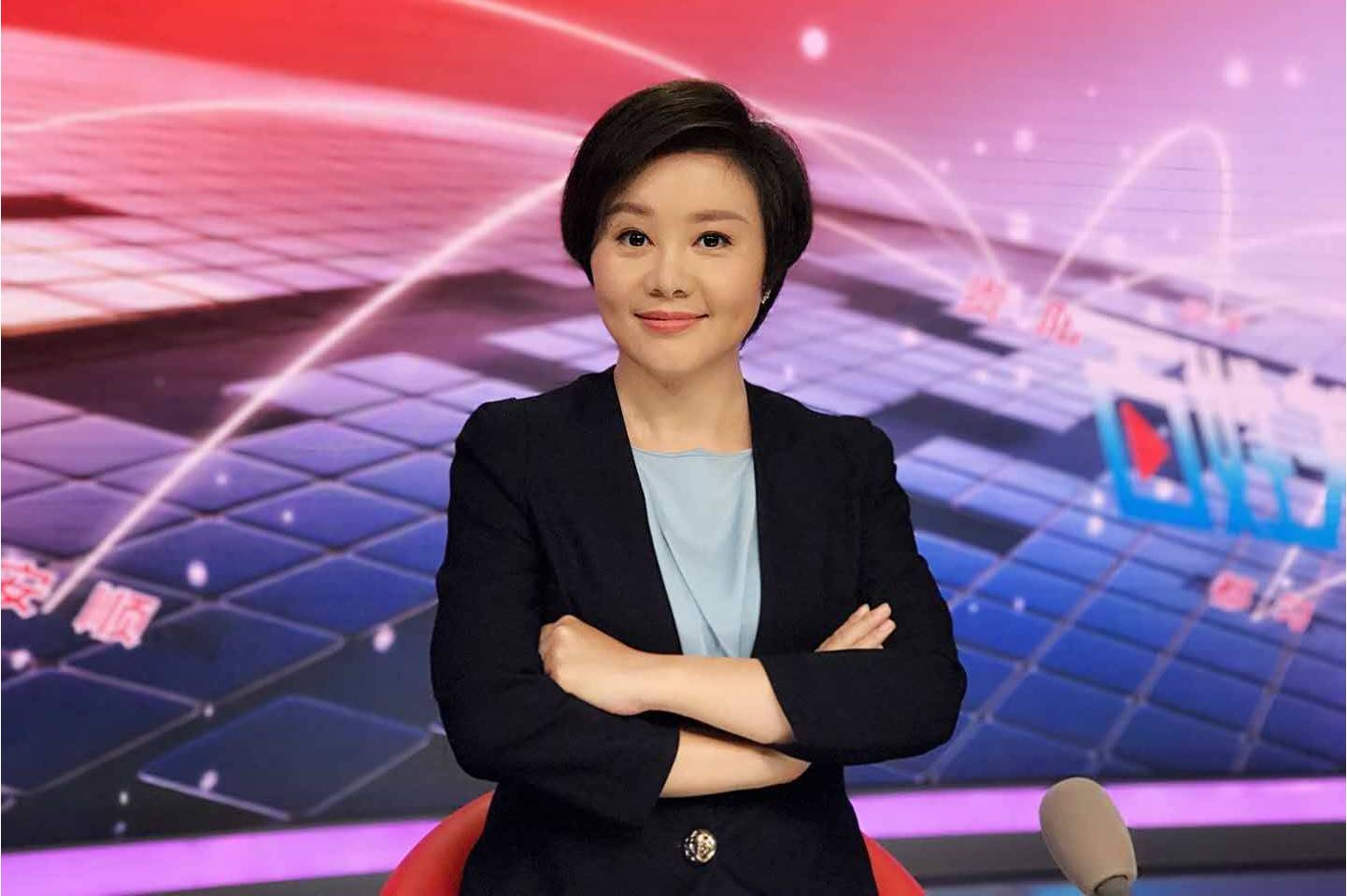 中国新闻一等奖,中国新闻名专栏《百姓关注》主播;从业以来个人播音