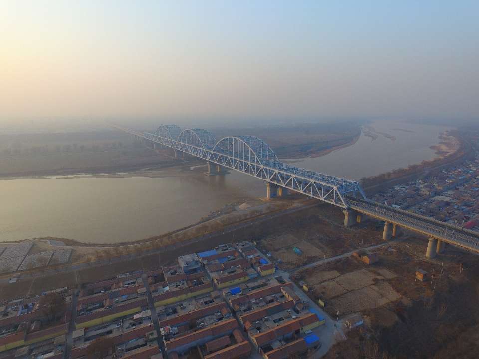 jinan high-speed railway) /i>,简称石济高铁,又称石济客运专线,是