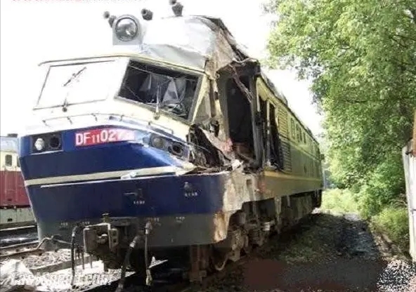  p data-id="go06gakc6t"> b>东风11型内燃机车 /b>(df11)是 a target