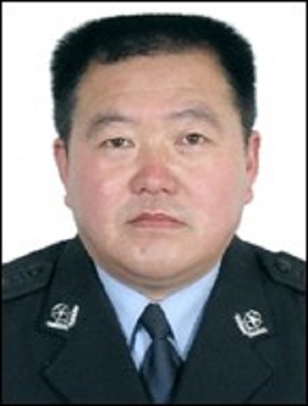 胡连珠,男,汉族,安徽省蒙城县人,1964年01月出生,1985年07月参加
