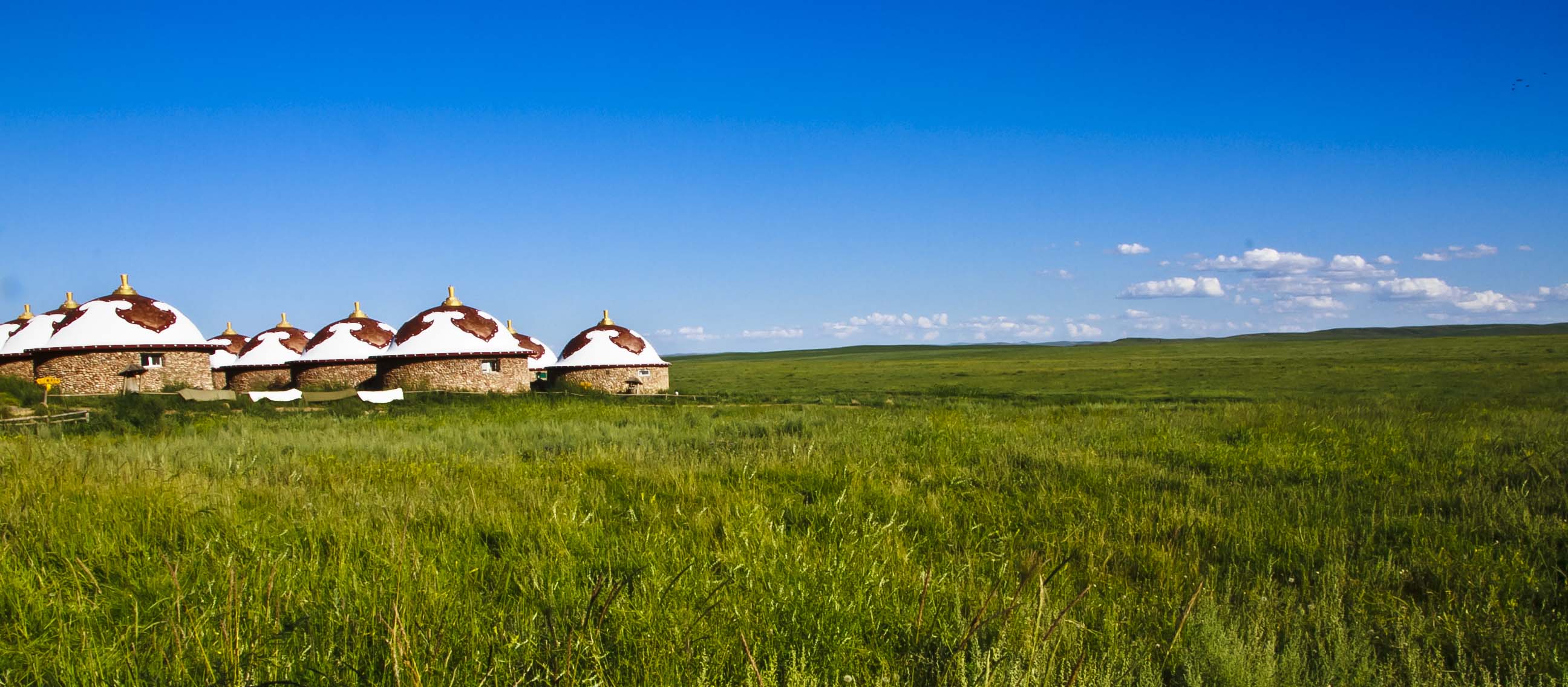 格根塔拉草原度假村
