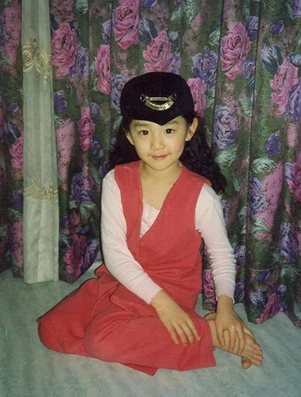  p> a target="_blank" href="/item/文瑾莹">文瑾莹 /a>,即文根英