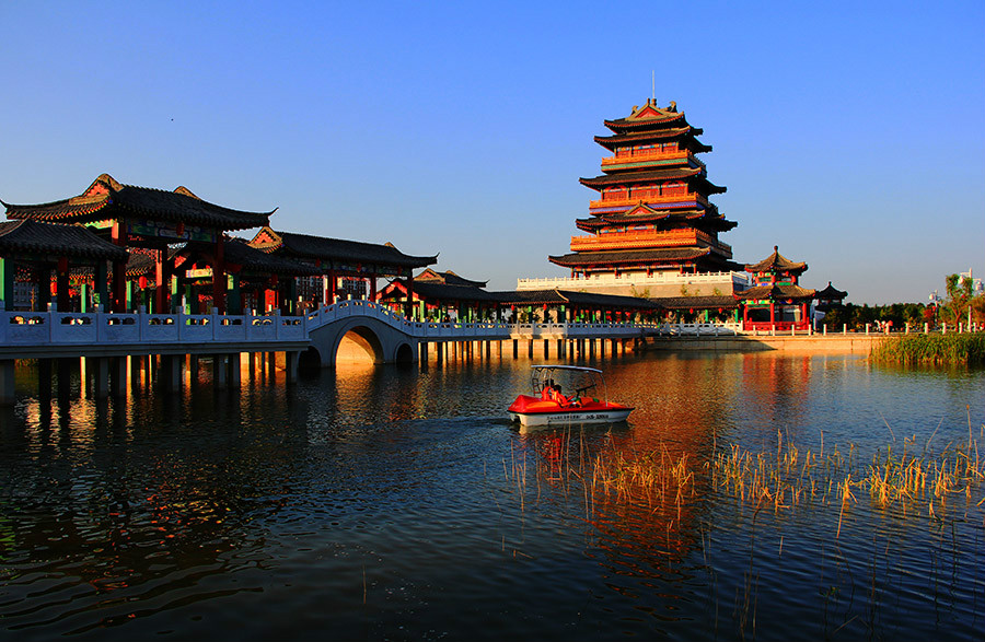  p data-id="gnffdn8pmm">丽水文化公园,位于吉林省松原市乾安县安定