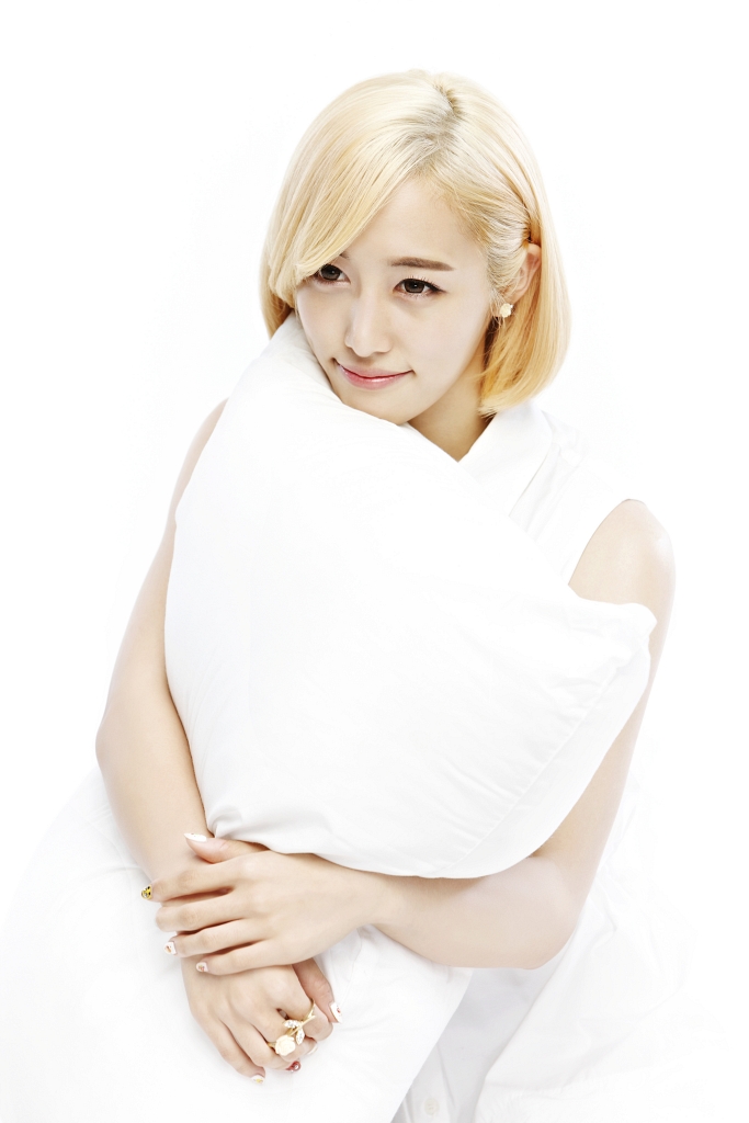 7,是韩国sy6 entertainment于2011年推出的5人女子演唱组合.