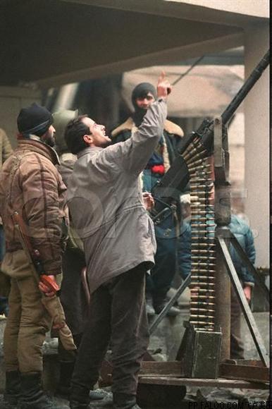  p>格罗兹尼巷战,这是越战以后最残酷最血腥的 a href="#" data-lemma