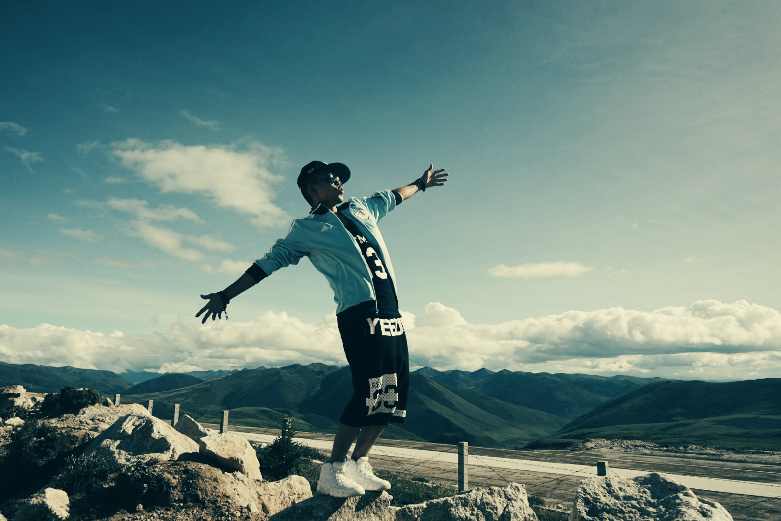  p>苏醒( i>allen su /i>),1984年3月5日出生于陕西西安,中国内地嘻哈